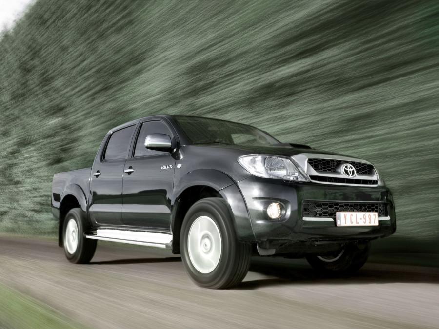  Toyota Hilux Double Cab 2008 года  (фото 3 из 30)